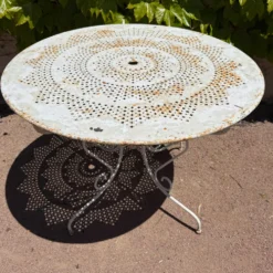 Table de jardin des années 50 France