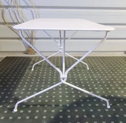 Table de Jardin en Fer Forgé, 1900s