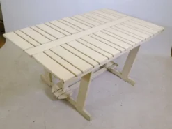 Table de jardin pliante en bois de style mid-century par Triconfort, modèle Riviera, années 1970.