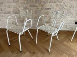 Table de jardin Radar par René Malaval