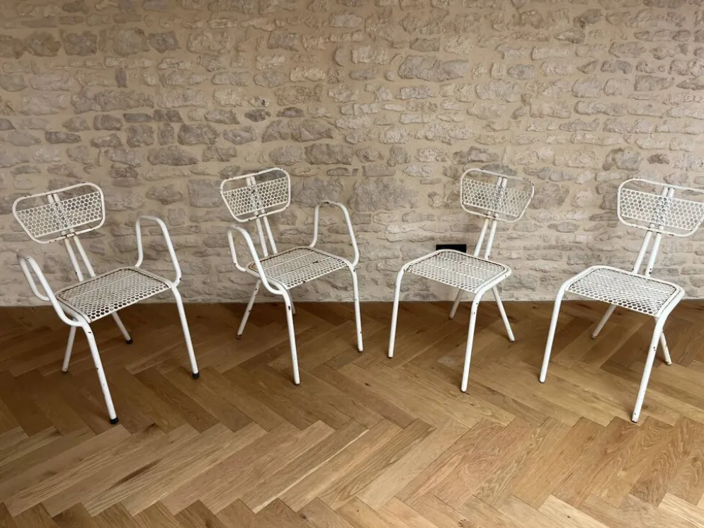 Table de jardin Radar par René Malaval