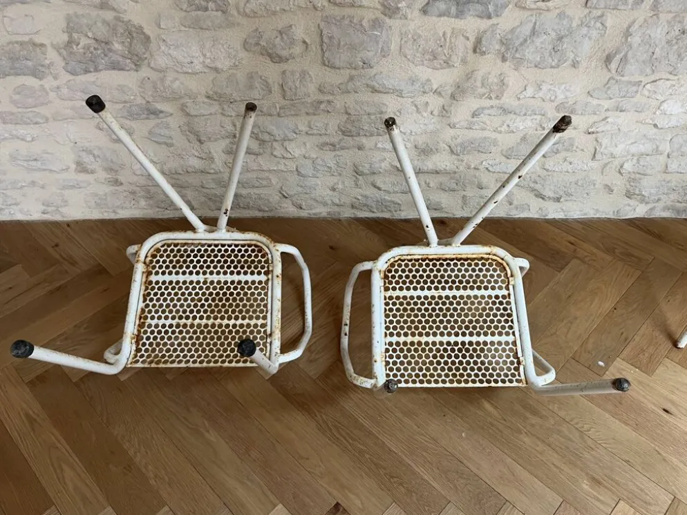 Table de jardin Radar par René Malaval