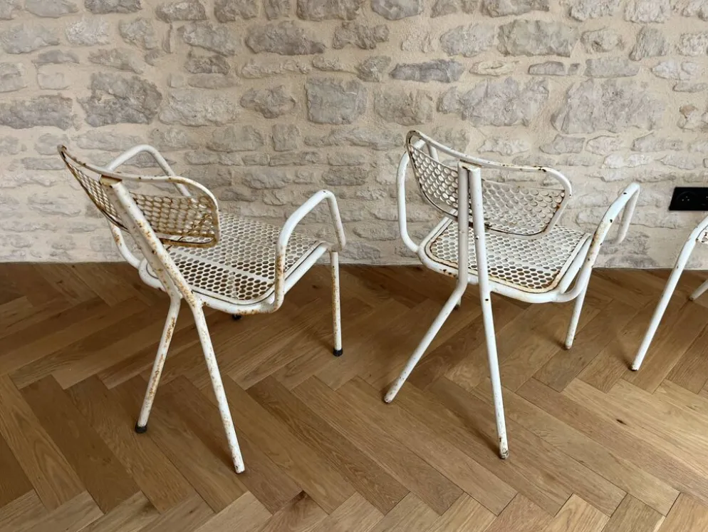 Table de jardin Radar par René Malaval