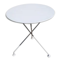 Table en fer