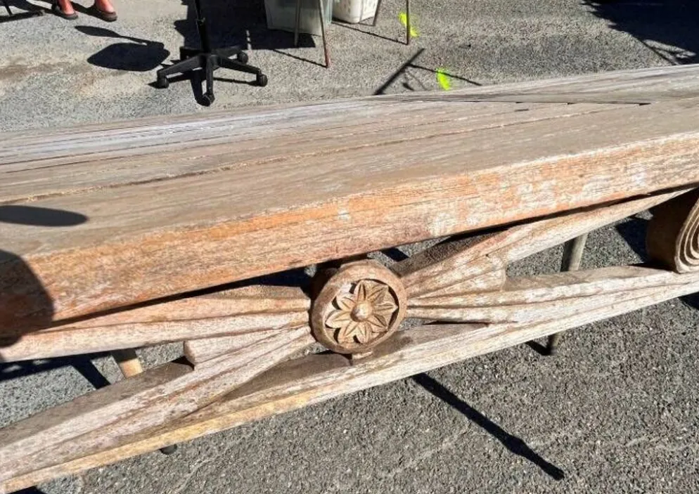 Table en teck pour terrasse et balcon