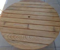 Table et 2 chaises pliantes de jardin en bois naturel
