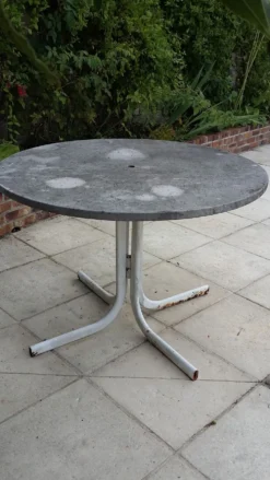 Table jardin ronde en marbre