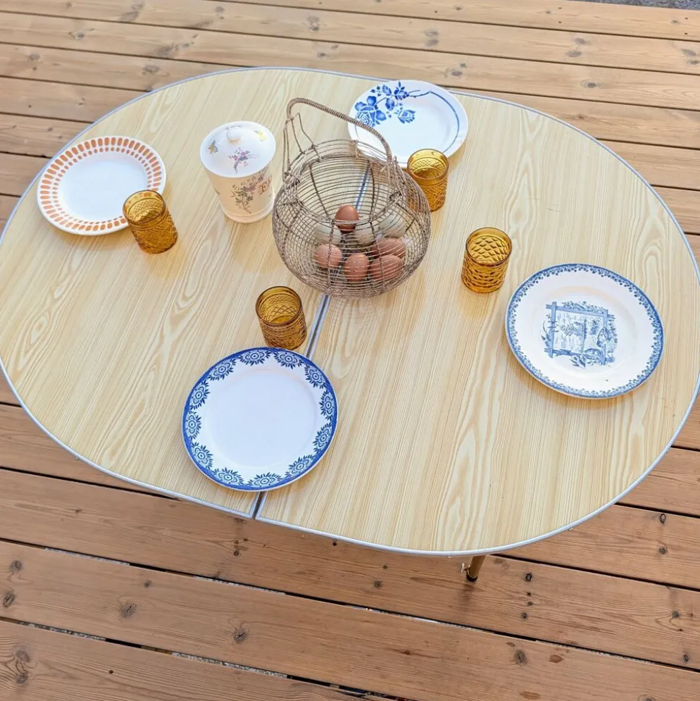 Table pliante de camping ovale vintage