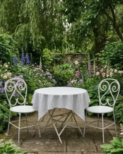 Table pliante ronde française vintage en fer
