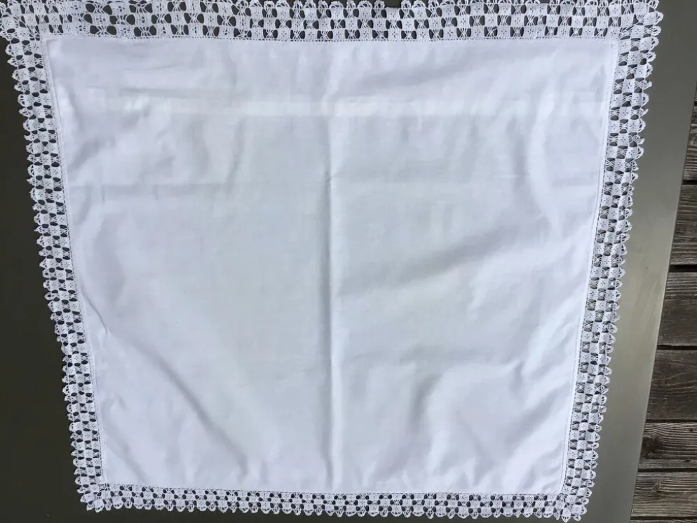 Taie d’oreiller bord crocheté main 78x74cm