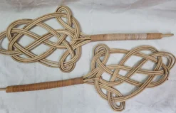 Tapette à tapis, tape tapis en rotin tressé