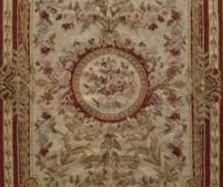Tapis aux points noués de style Aubusson – 2.45 x 090 Mètres -