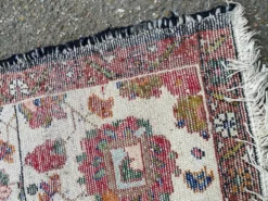 Tapis bakhtiar d'Iran en laine nouée fait main bordeaux 200x300cm