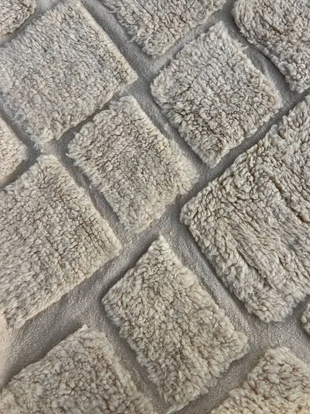 Tapis Beni Ouarain moderne en laine