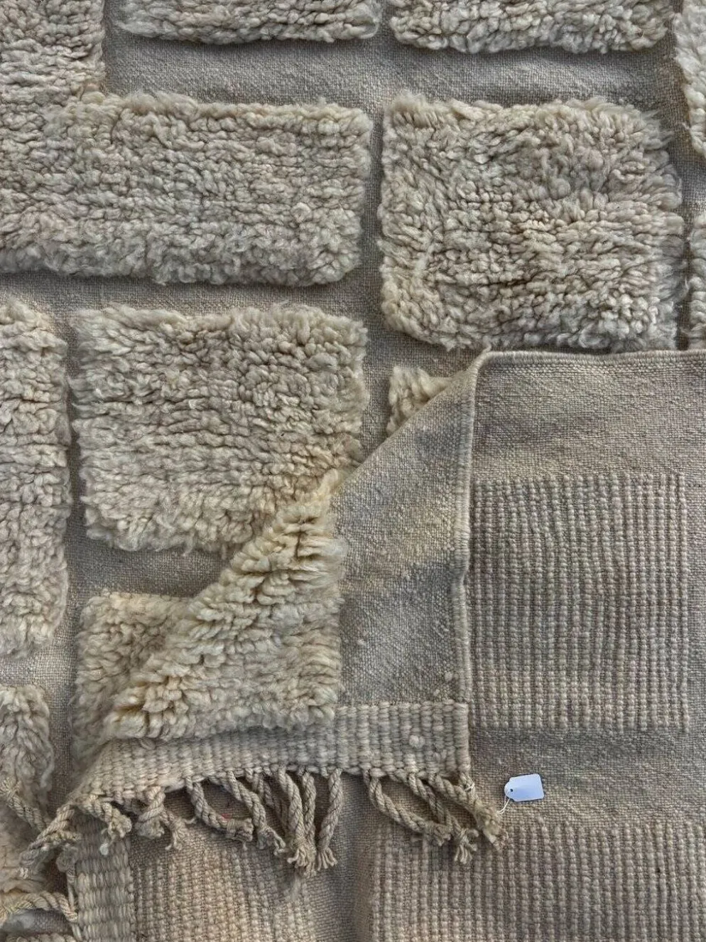 Tapis Beni Ouarain moderne en laine