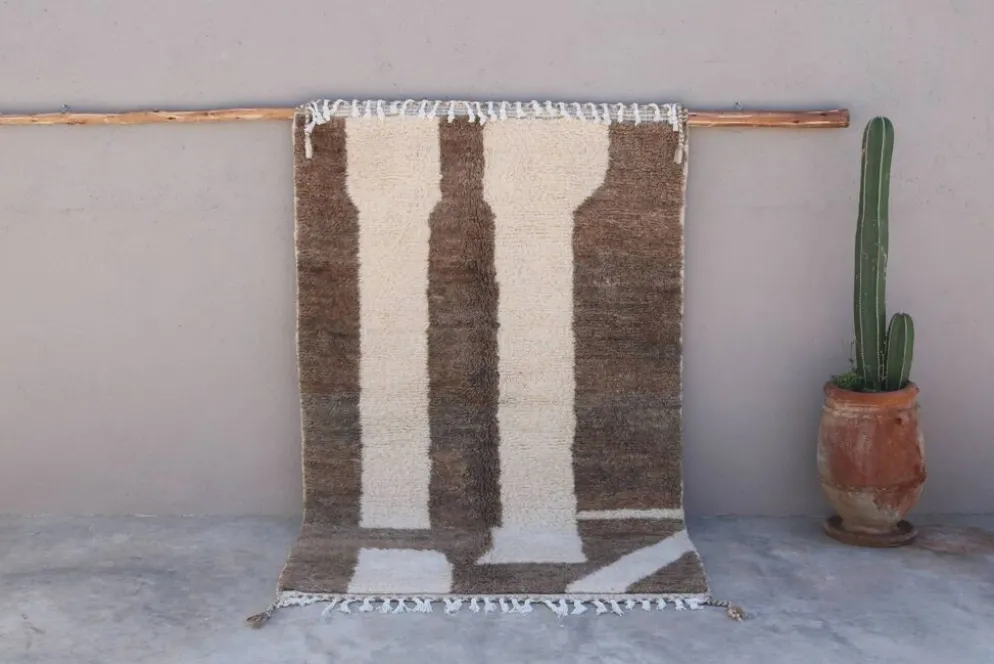 Tapis Beni Ouarain tissé à la main 255×160 cm - AZ820