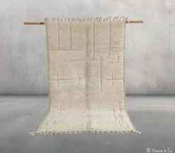 Tapis Beni Ouarain, 265 x 155 cm || 8,69 x 5,09 pieds, MS-337