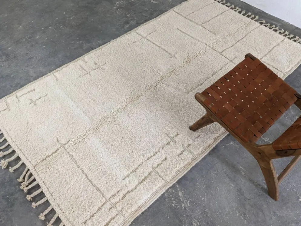 Tapis Beni Ouarain, 265 x 155 cm || 8,69 x 5,09 pieds, MS-337
