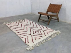 Tapis Beni Ouarain, 165 x 100 cm || 5,41 x 3,28 pieds, P-161
