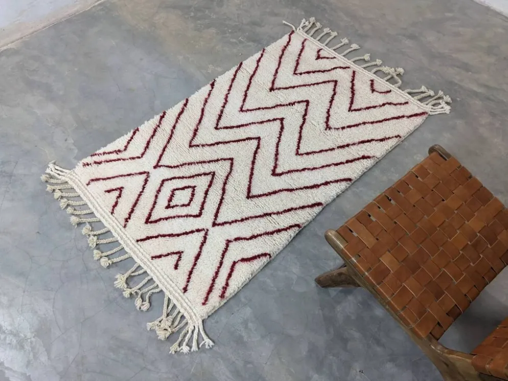 Tapis Beni Ouarain, 165 x 100 cm || 5,41 x 3,28 pieds, P-161