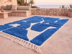 Tapis beni ouraine traditionnel authentique blanc et bleu 2/3 m