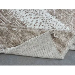 Tapis berbère au design moderne marocain. 100 % laine. Tapis Beni Ourain noué à la main.