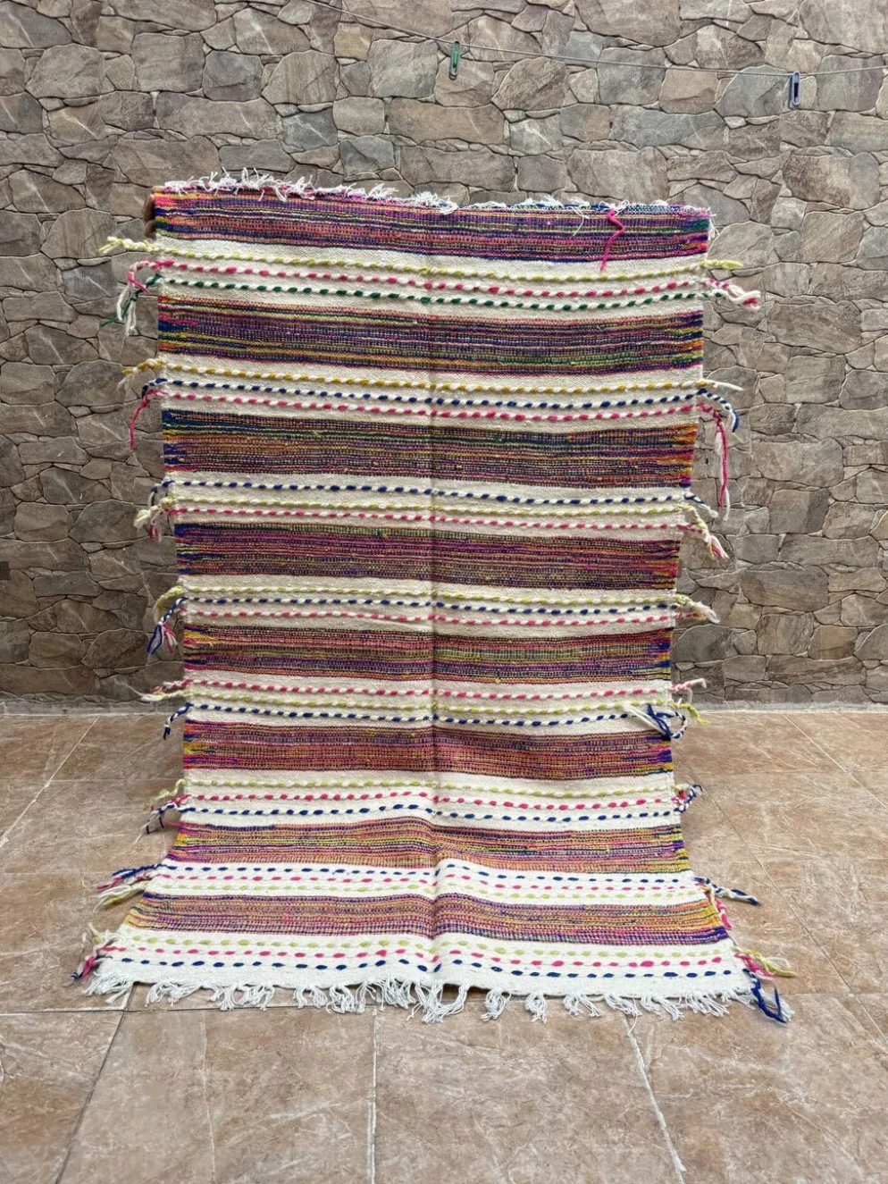 Tapis berbère kilim tissé à la main : petit tapis d'appoint marocain