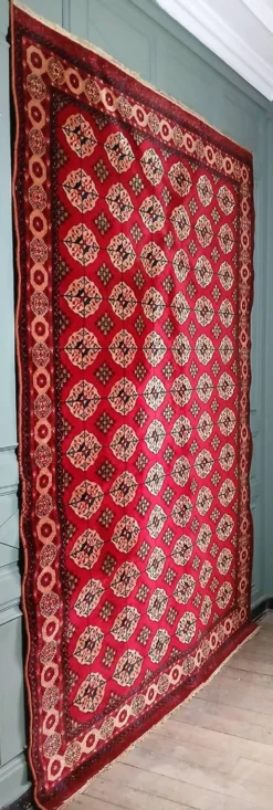Tapis Boukhara Turkmène traditionnel noué à la main. Asie centrale