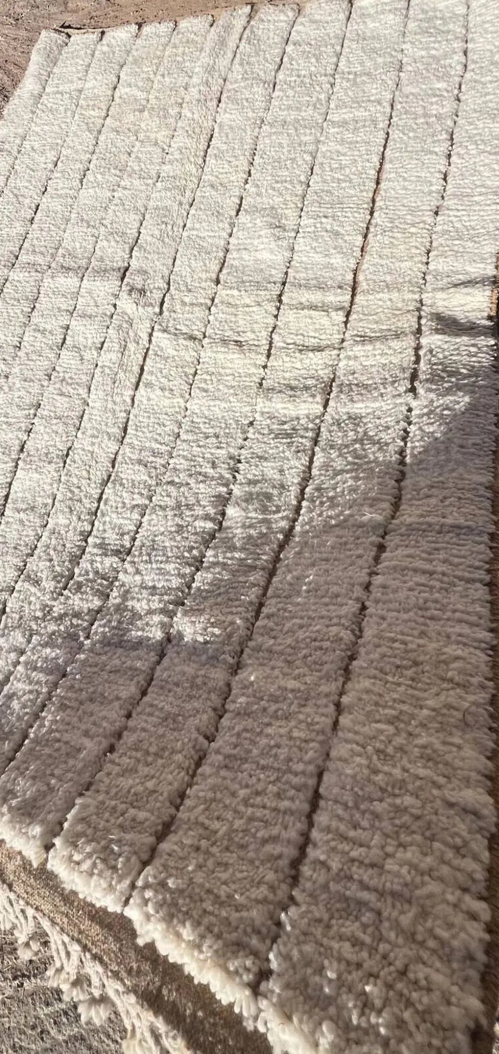 Tapis bérbere fait main traditionnelle taille 2/3 m