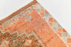 Tapis couloir vintage turc en laine Oushak, ton abricot