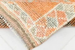 Tapis couloir vintage turc en laine Oushak, ton abricot