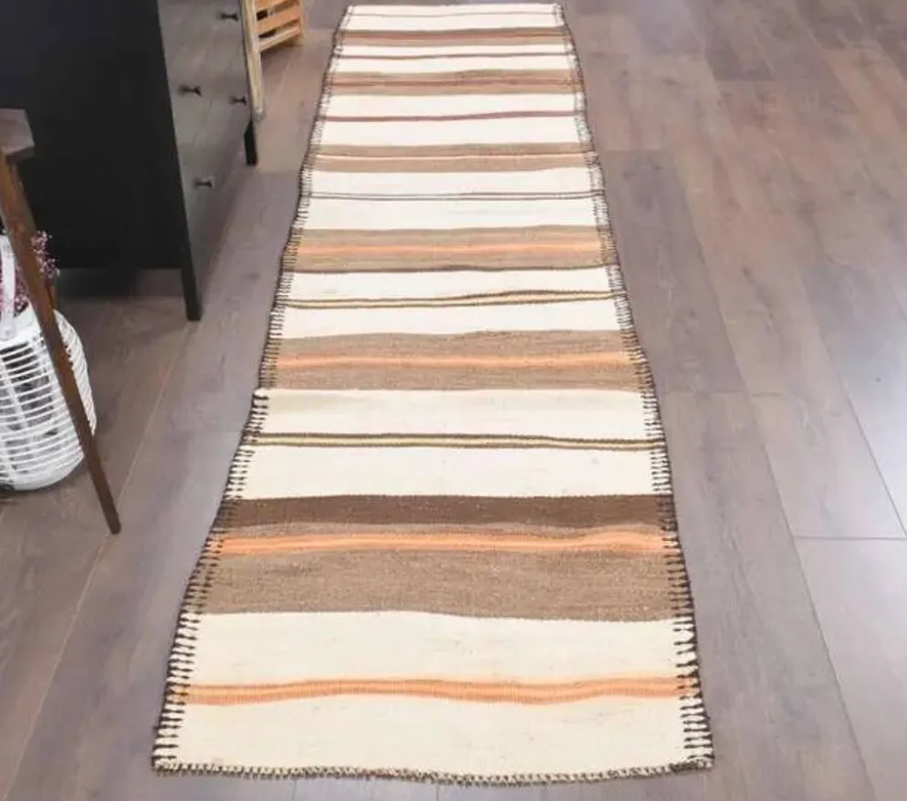 Tapis coureur kilim en laine et coton beige turc fait main vintage 78x344