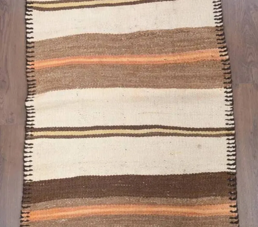 Tapis coureur kilim en laine et coton beige turc fait main vintage 78x344