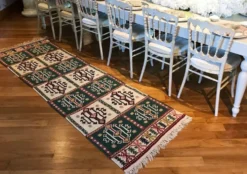 Tapis coureur kilim fait main au design traditionnel