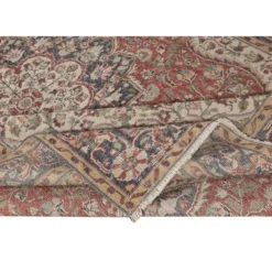 Tapis d'aire turc rouge vintage pour la décoration du salon. Tapis en laine noué à la main avec un design de médaillon.