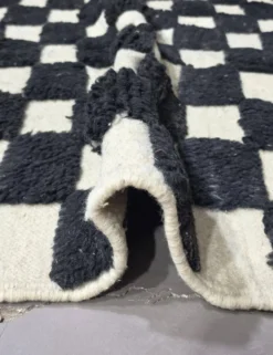 Tapis à damier noir et blanc - 149 x 112 cm