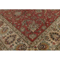 Tapis d'area vintage turc unique en son genre. Tapis en laine rouge noué à la main pour le salon.