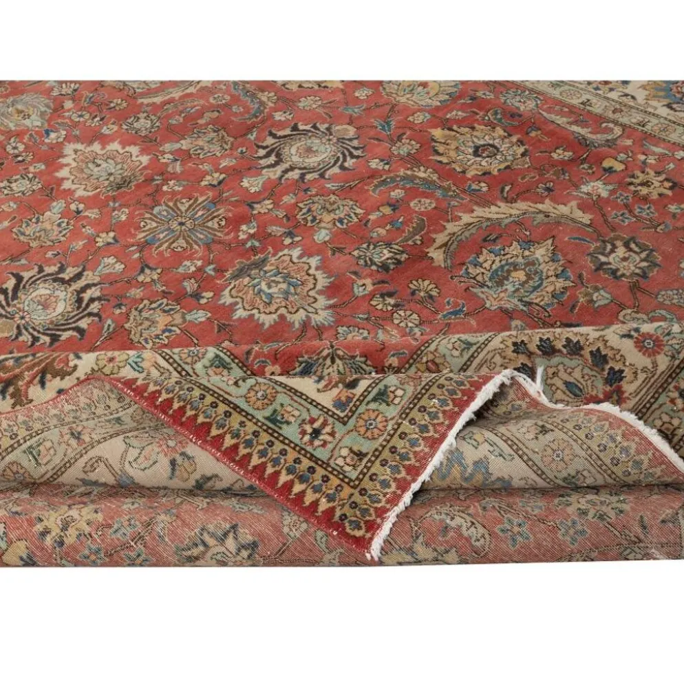 Tapis d'area vintage turc unique en son genre. Tapis en laine rouge noué à la main pour le salon.