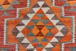 Tapis de couloir Kilim persan bordeaux vintage, 98 x 235 cm