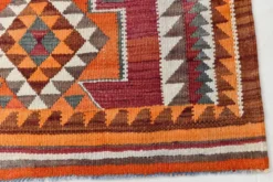 Tapis de couloir Kilim persan bordeaux vintage, 98 x 235 cm