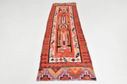 Tapis de couloir tribal kilim géométrique orange et rose