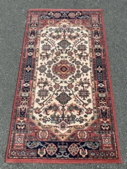 Tapis de style Oriental en laine