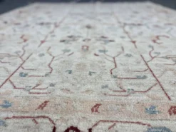 Tapis en laine crème à motifs floraux fait main, style oriental moderne pour salon