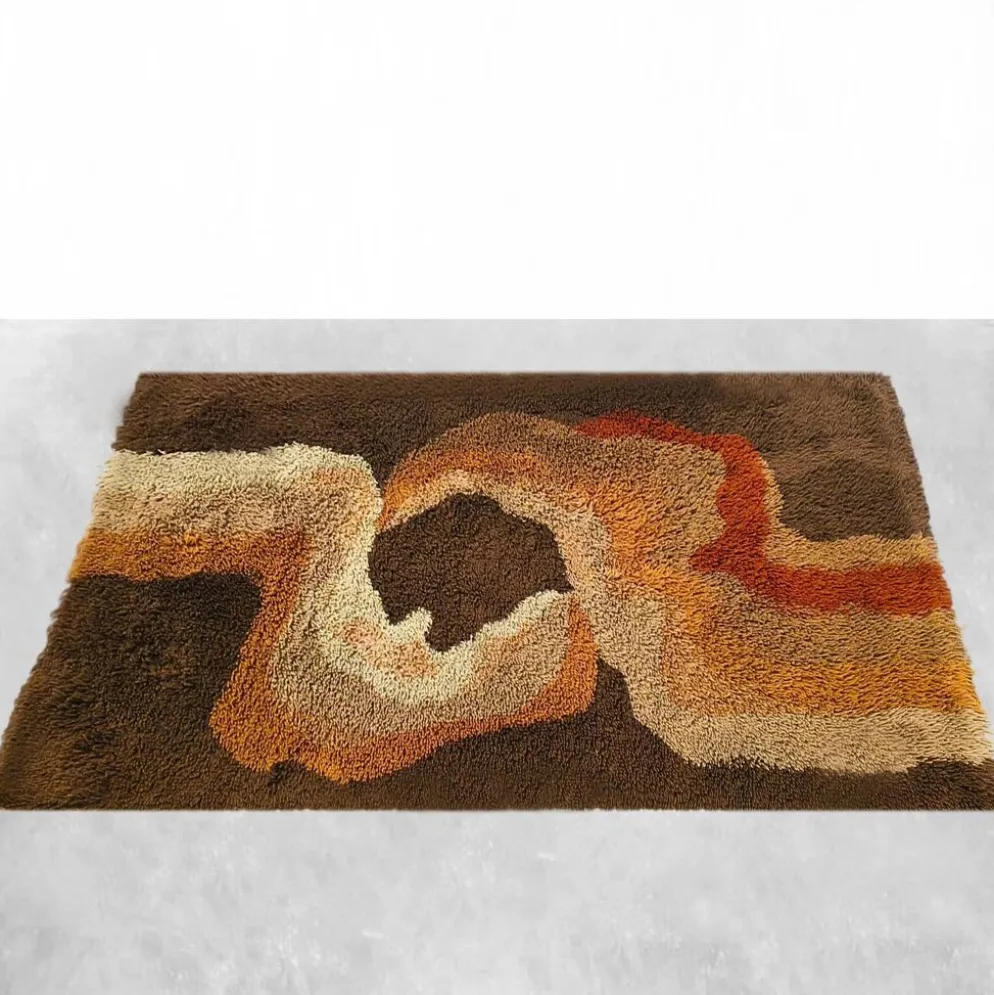 Tapis en laine de l'ère spatiale des années 1970 | Motif de vague organique moderne du milieu du siècle. Fabriqué en Italie.