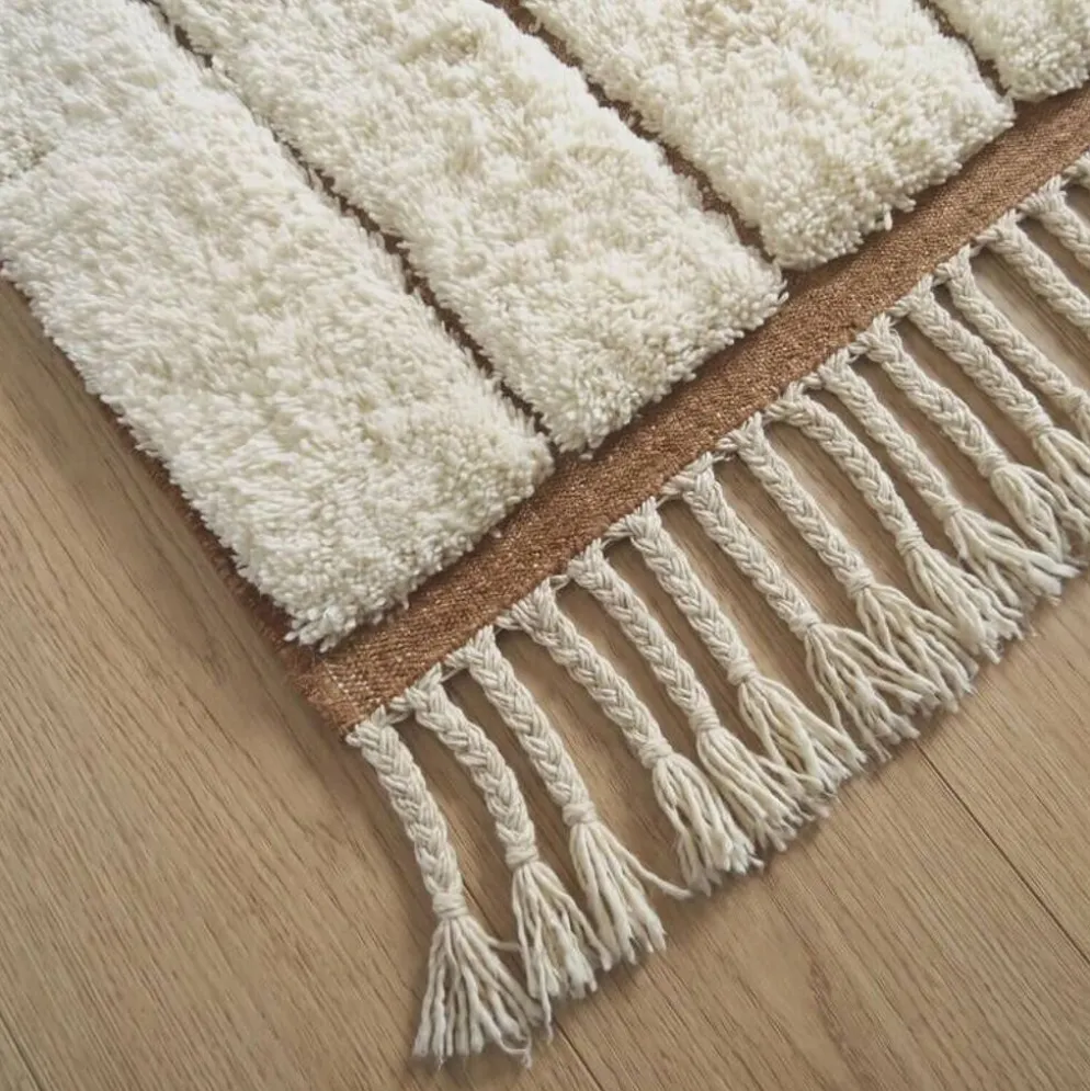 Tapis en laine naturel fait main artisanale traditionnelle taille 2.5/3.5 m