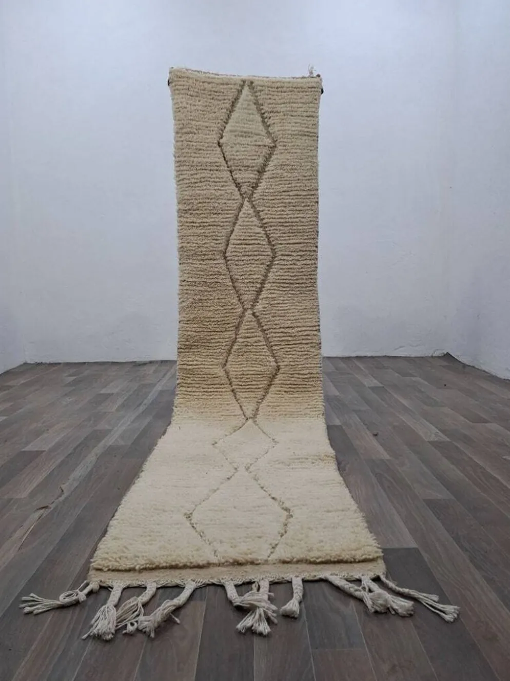 Tapis en laine naturelle traditionnelle artisanale taille 75/300 cm