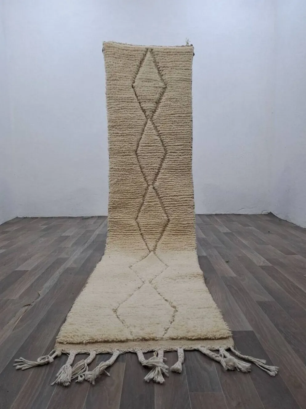 Tapis en laine naturelle traditionnelle artisanale taille 75/300 cm