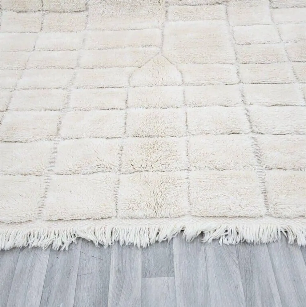 Tapis en laine pure fait main artisanale traditionnelle blanche 2/3 m