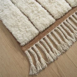 Tapis en laine pure fait main traditionnelle sur mesure 2/3 m