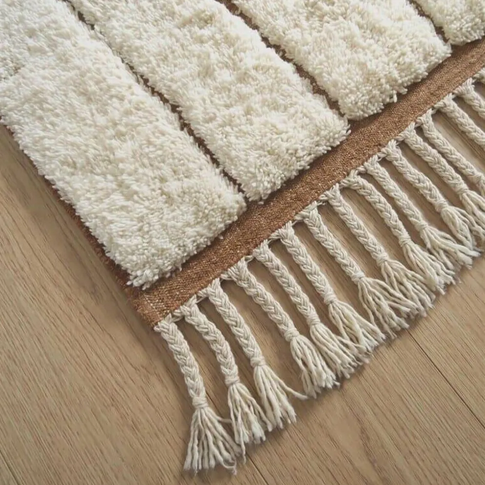 Tapis en laine pure fait main traditionnelle sur mesure 2/3 m